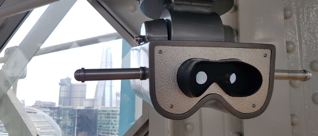 Augmented reality binoculars